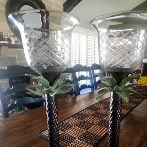 BRASS PINEAPPLE TAPER CANDLE HOLDER W/ ETCHED GLASS HURRICANE SHADE